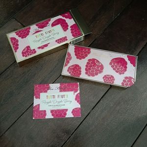 Too Faced Razzle Dazzle Berry Shadow Palette New